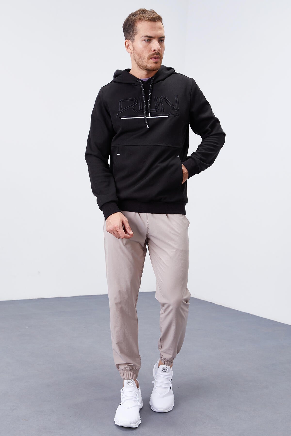 Black Embroidered Standard Fit Hooded Men's Sweatshirt - 87887