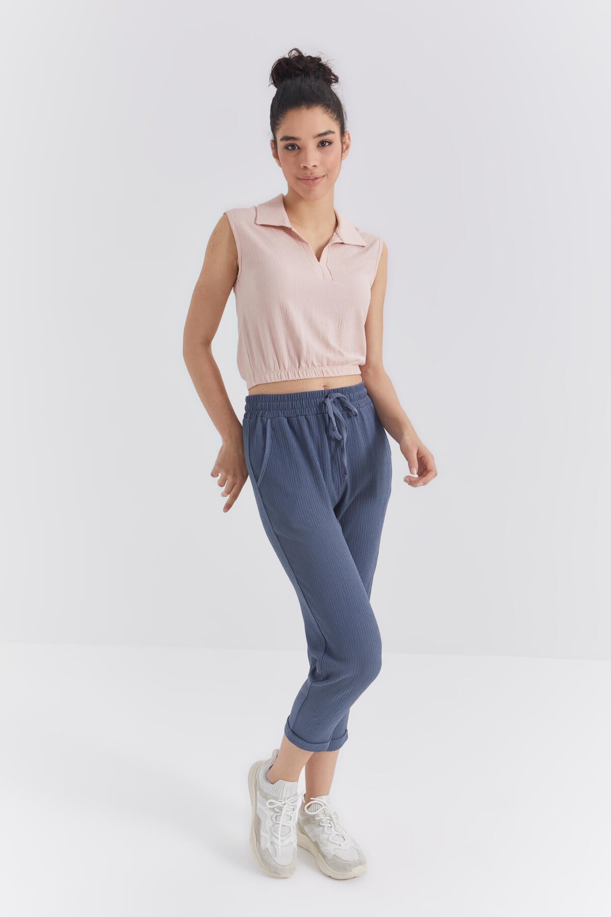 Salmon Polo Collar Ribbed Elastane Crepe Fabric Women's Crop Top T-Shirt - 97223