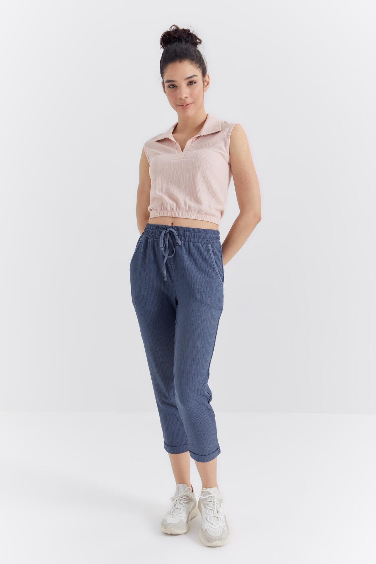 Salmon Polo Collar Ribbed Elastane Crepe Fabric Women's Crop Top T-Shirt - 97223