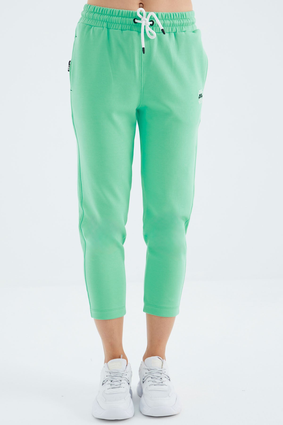 Light Green Laced Pocket Detailed Relax Fit Women's Tracksuit Bottom - 94644