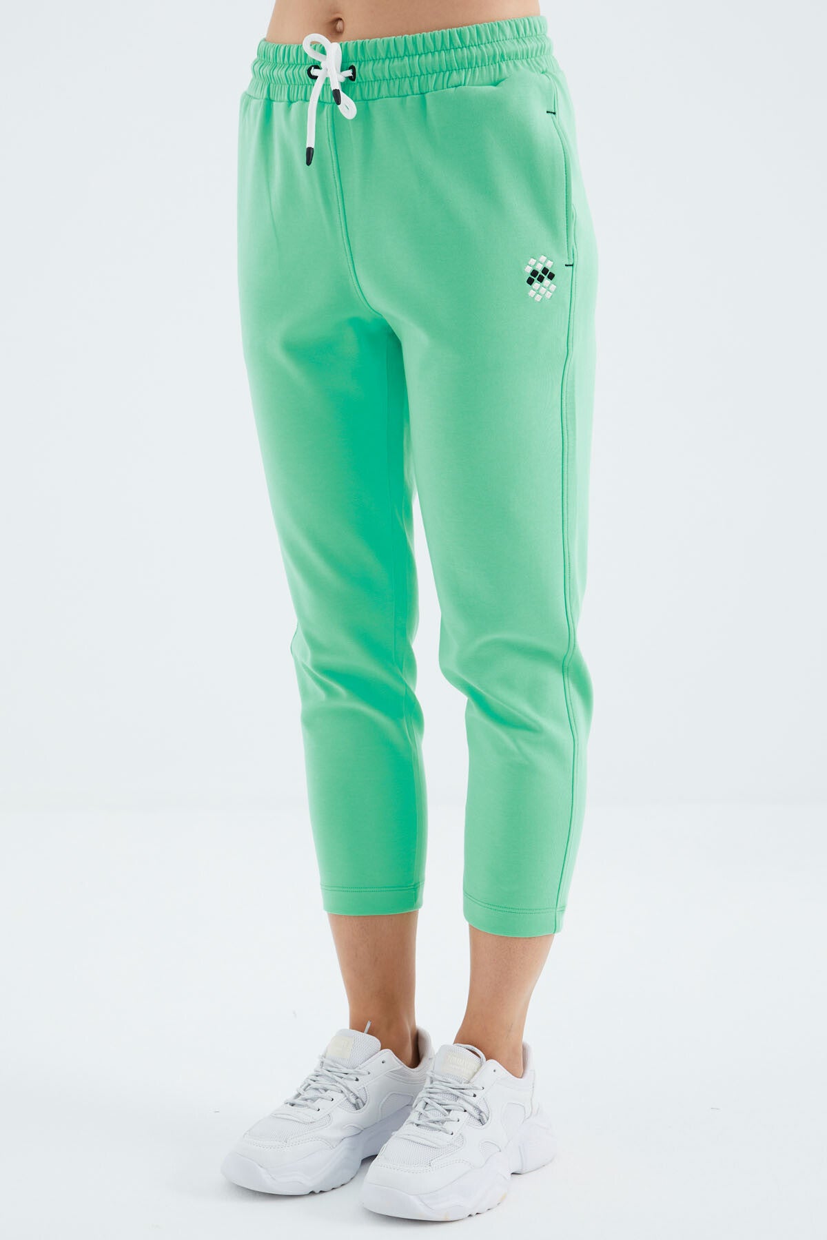 Light Green Laced Pocket Detailed Relax Fit Women's Tracksuit Bottom - 94644