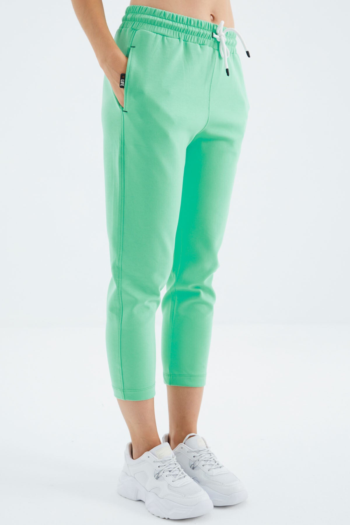 Light Green Laced Pocket Detailed Relax Fit Women's Tracksuit Bottom - 94644