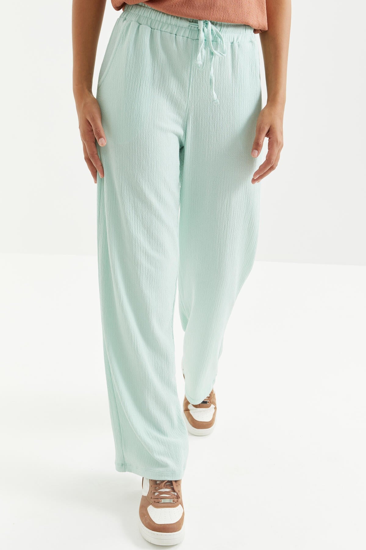 Mint Green Waist-Gathered Laced Classic Hem Crepe Fabric Women's Tracksuit Bottom - 94619