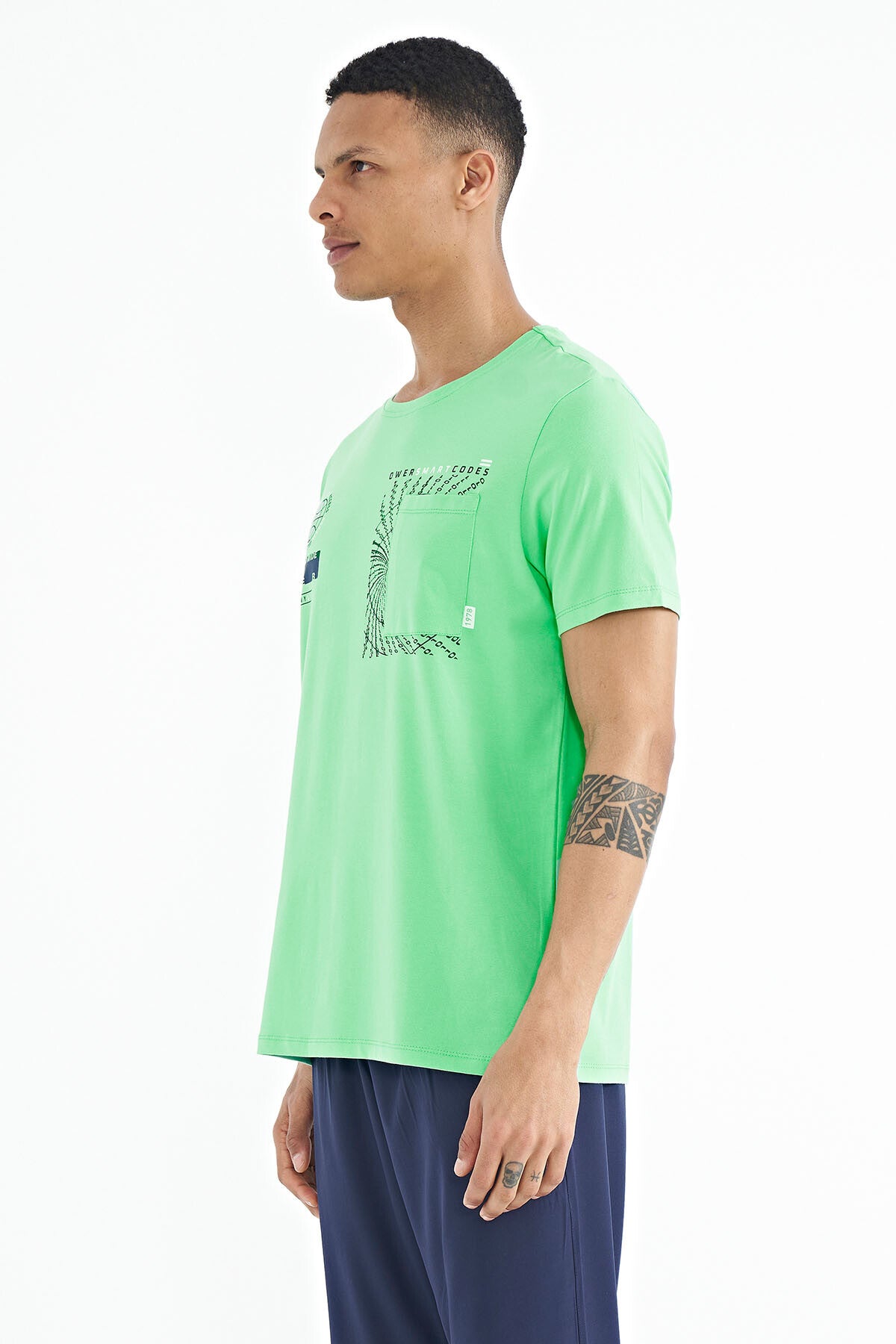Forest Green Pocket Detailed Printed O Neck Men's T-Shirt - 88184