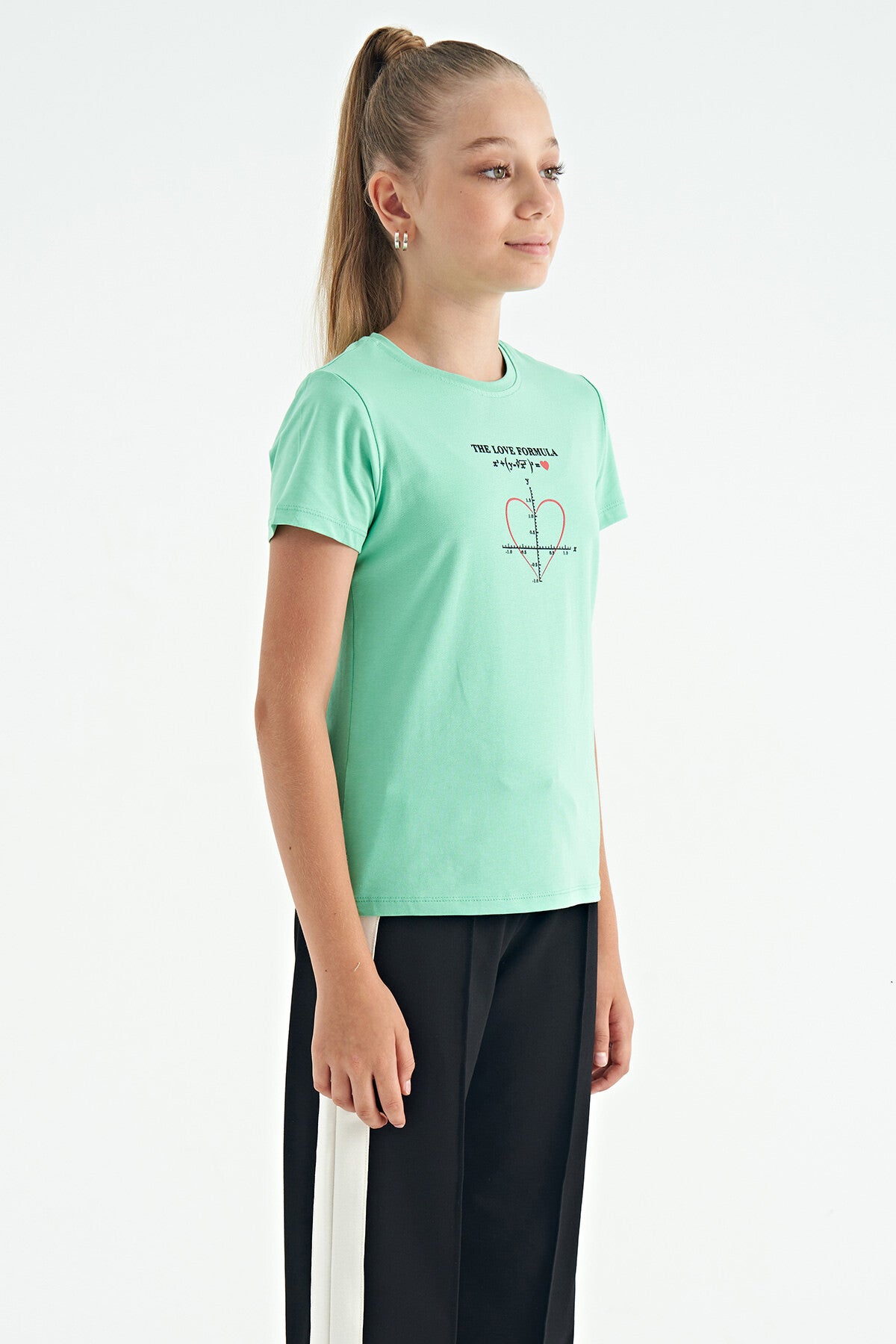 O Collar Printed Detailed Relax Fit Girls' T-Shirt - 75129