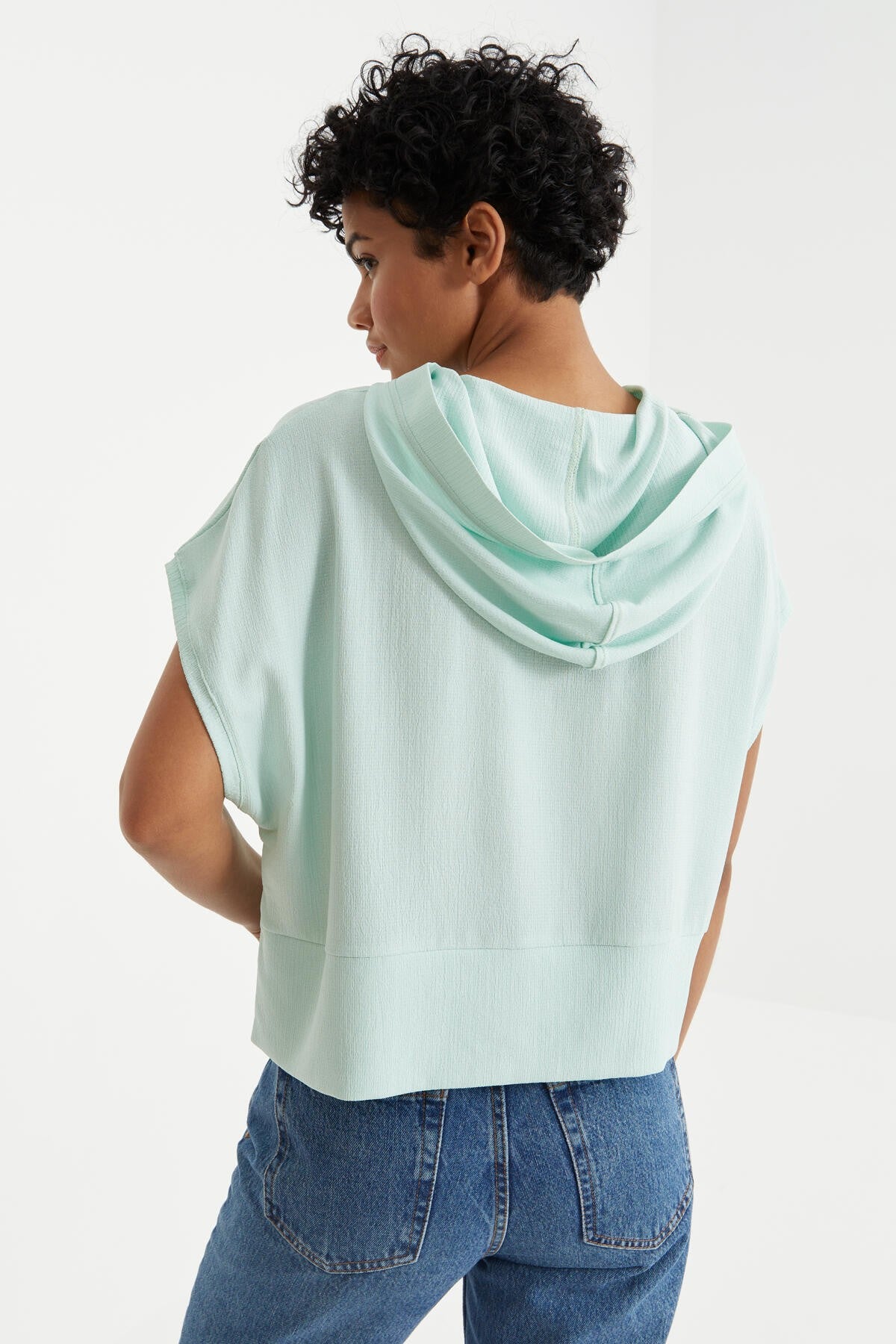 Olive Green Printed Oversize Hooded Crinkled Fabric Women's Crop Top T-Shirt - 97229