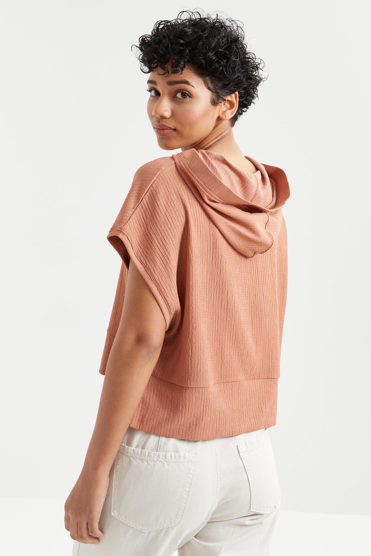 Cinnamon Print Hooded Oversize Crepe Fabric Women's Crop Top T-Shirt - 97229