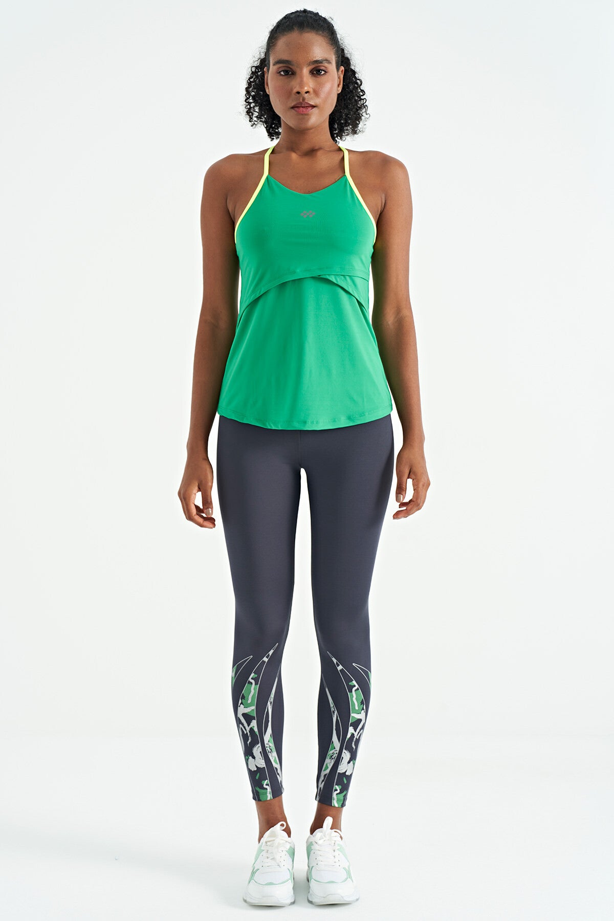 Green Back Cross Strap Detailed Standard Cut Women's Sports Singlet - 97261