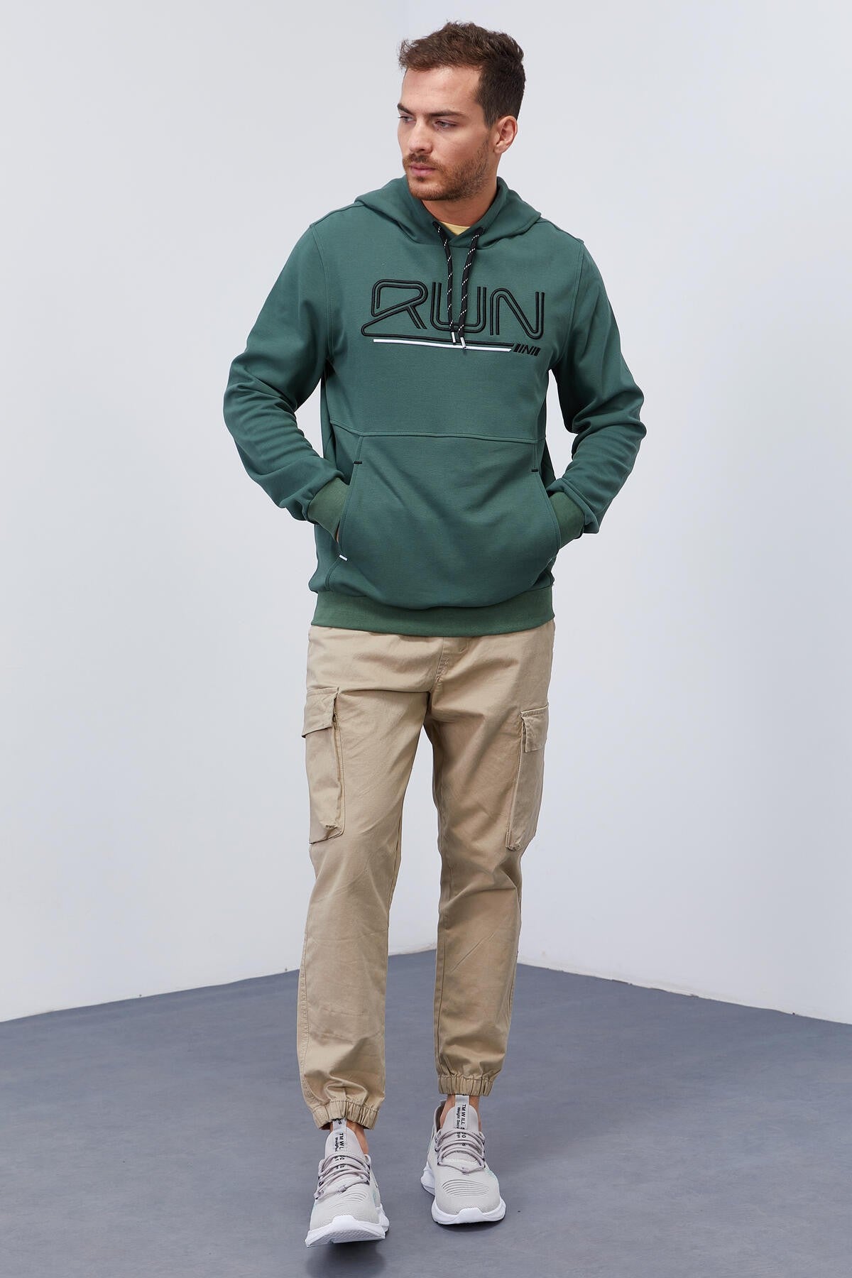 Green Embroidered Letter Standard Mold Hooded Men's Sweatshirt - 87887