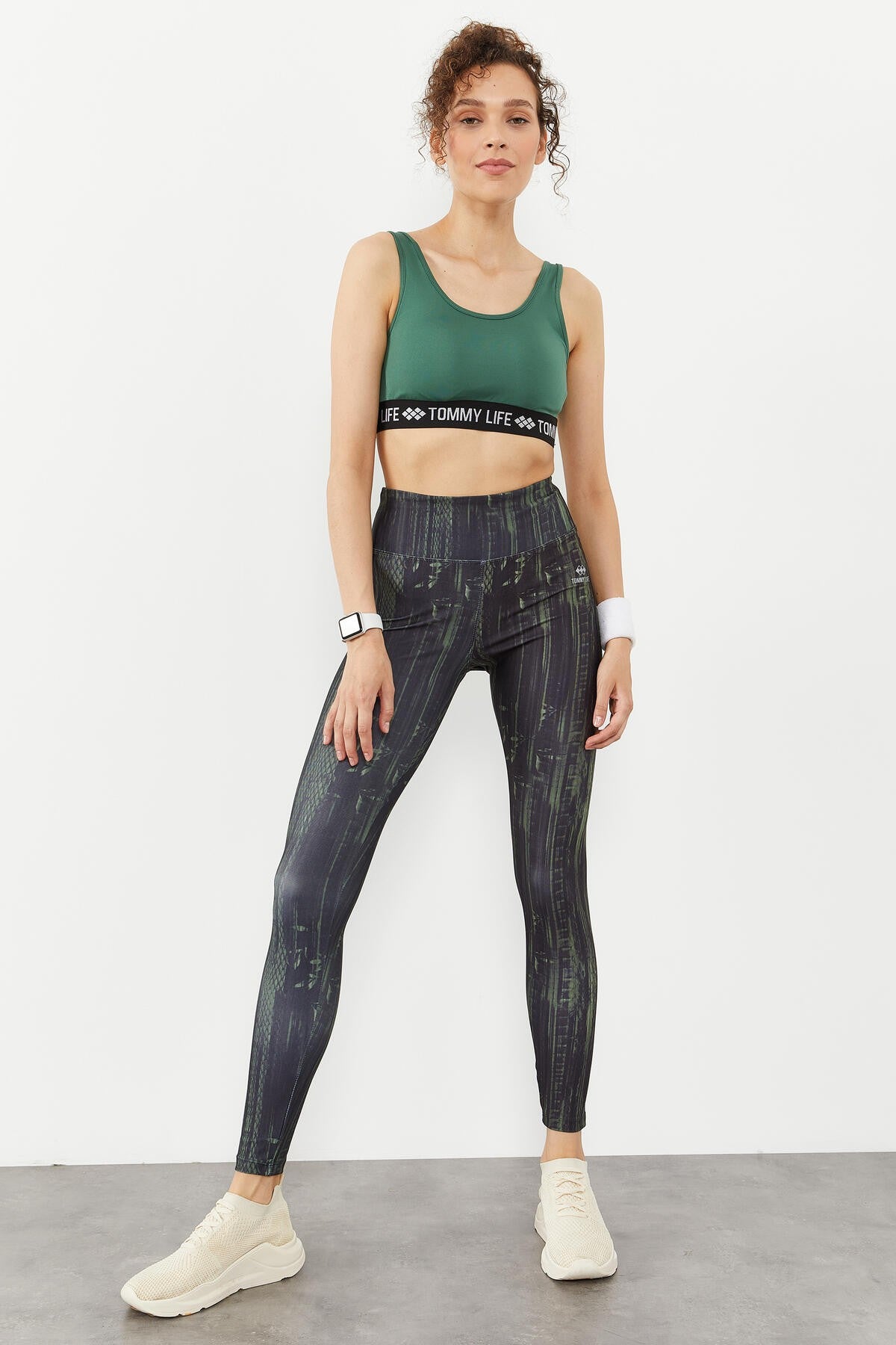 Green Letter Striped Standard Mold U Collar Women's Sports Bustier - 97113