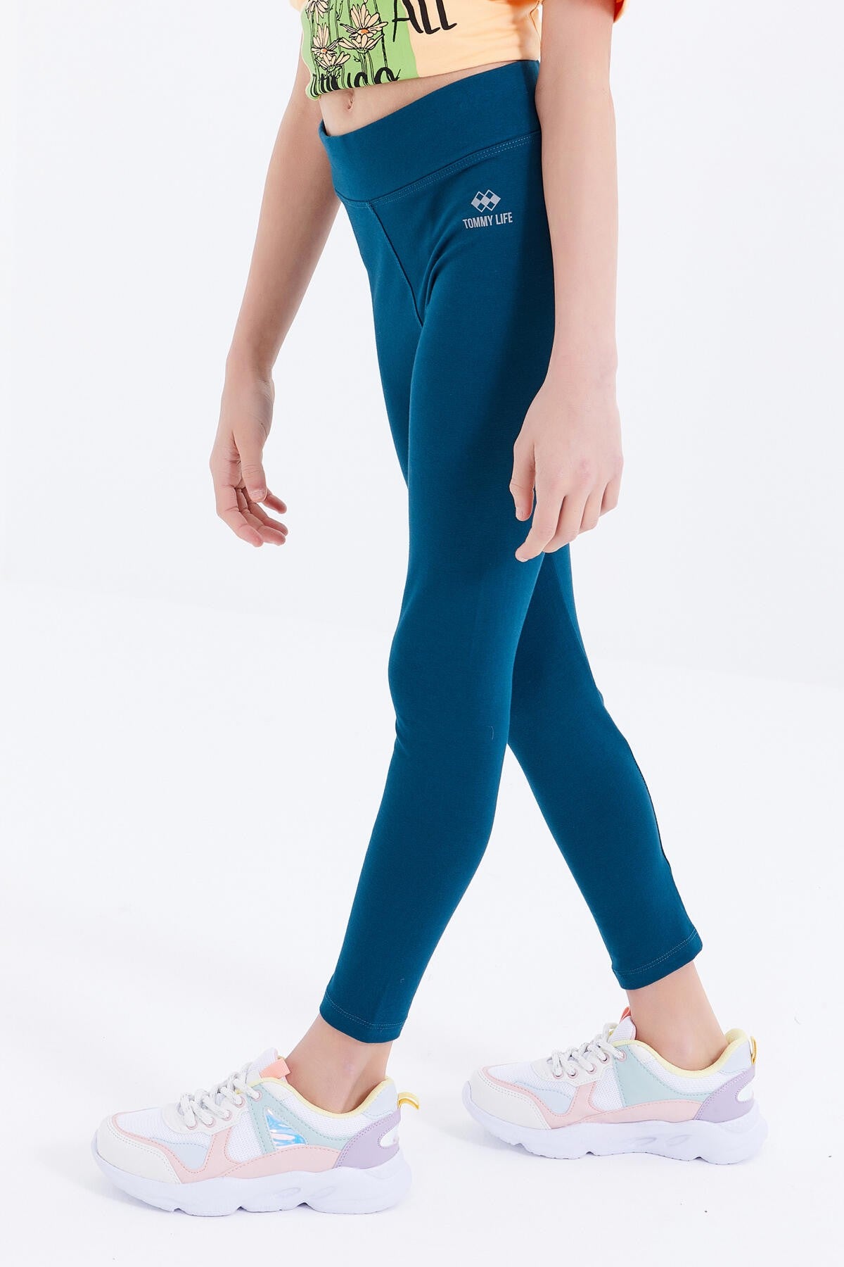 Emerald High Waist Slim Leg Girls' Tights - 75047