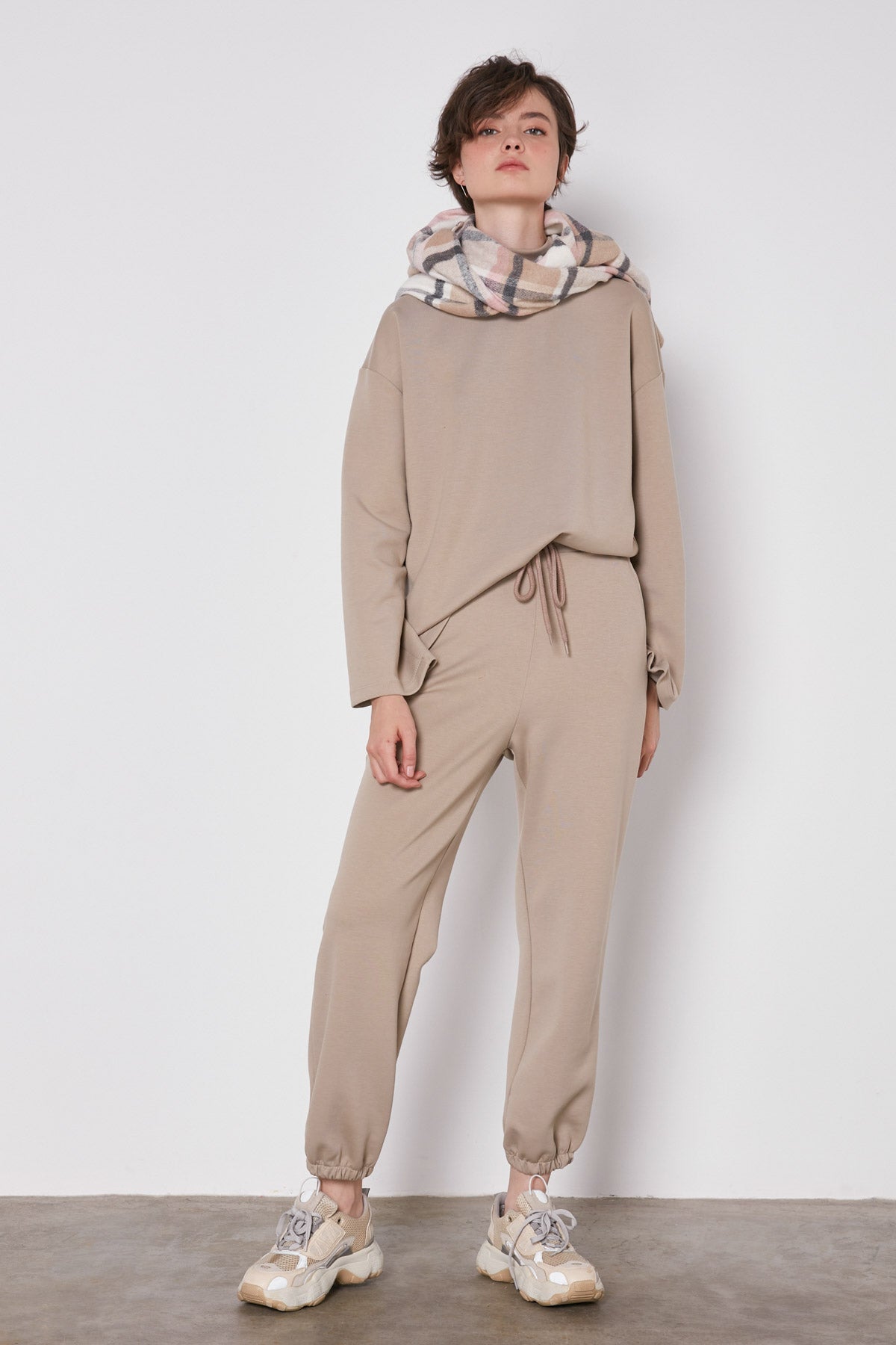 TRACKSUIT WITH ELASTANE WAIST