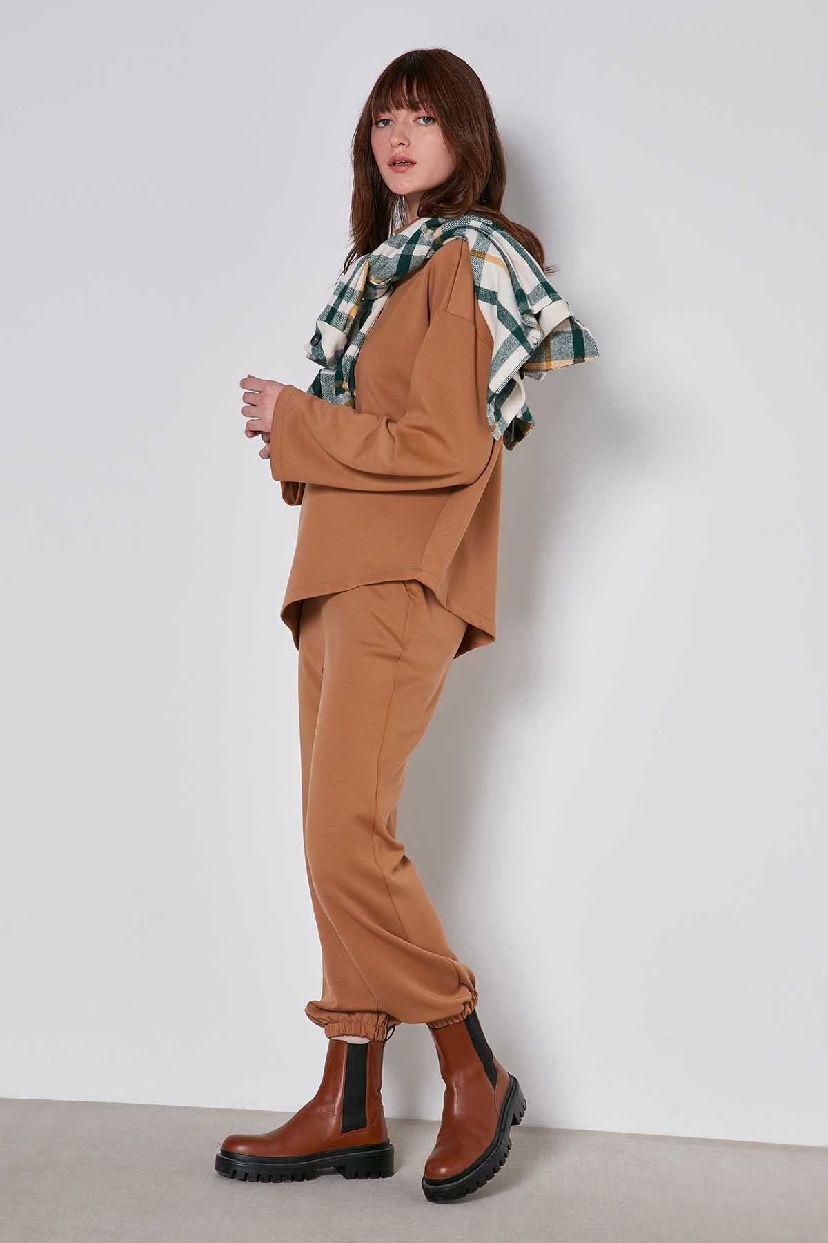 TRACKSUIT WITH ELASTANE WAIST
