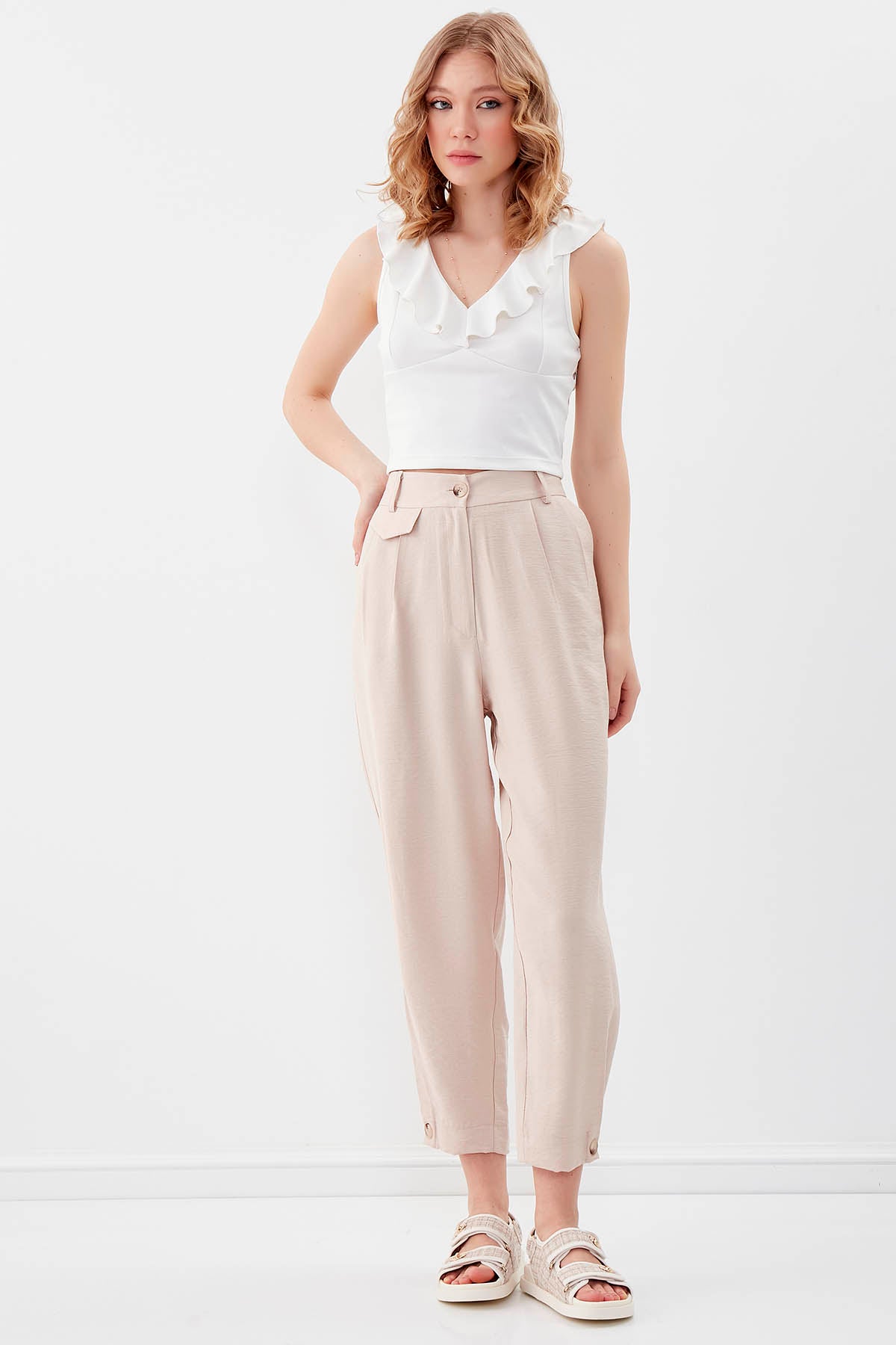 HIGH-WAIST TROUSERS