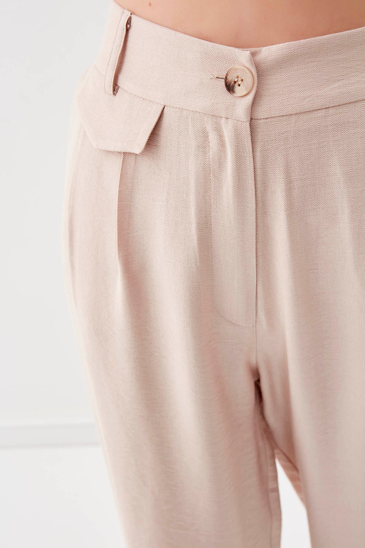 HIGH-WAIST TROUSERS
