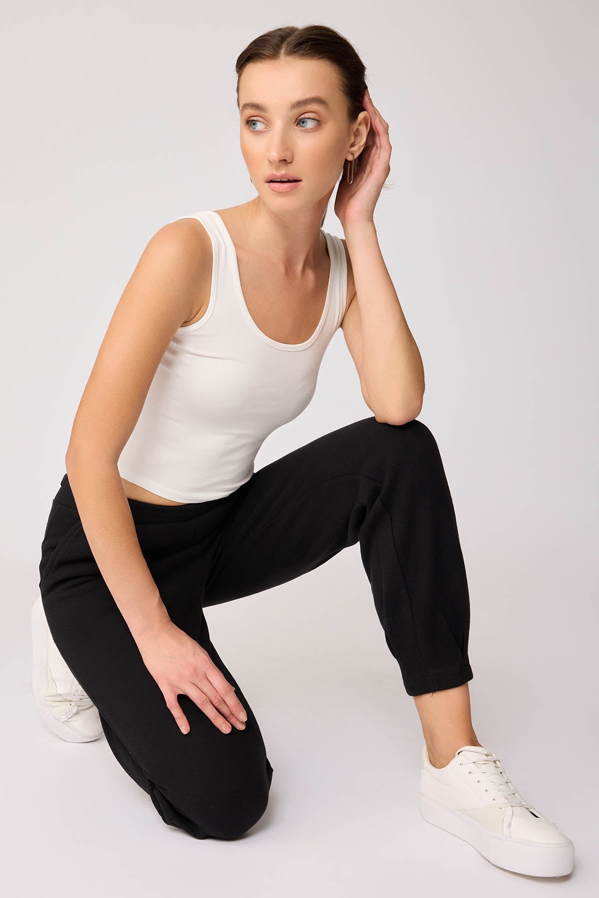 TRACKSUIT TROUSERS WITH PLEATED CUFFS & ELASTANE WAIST