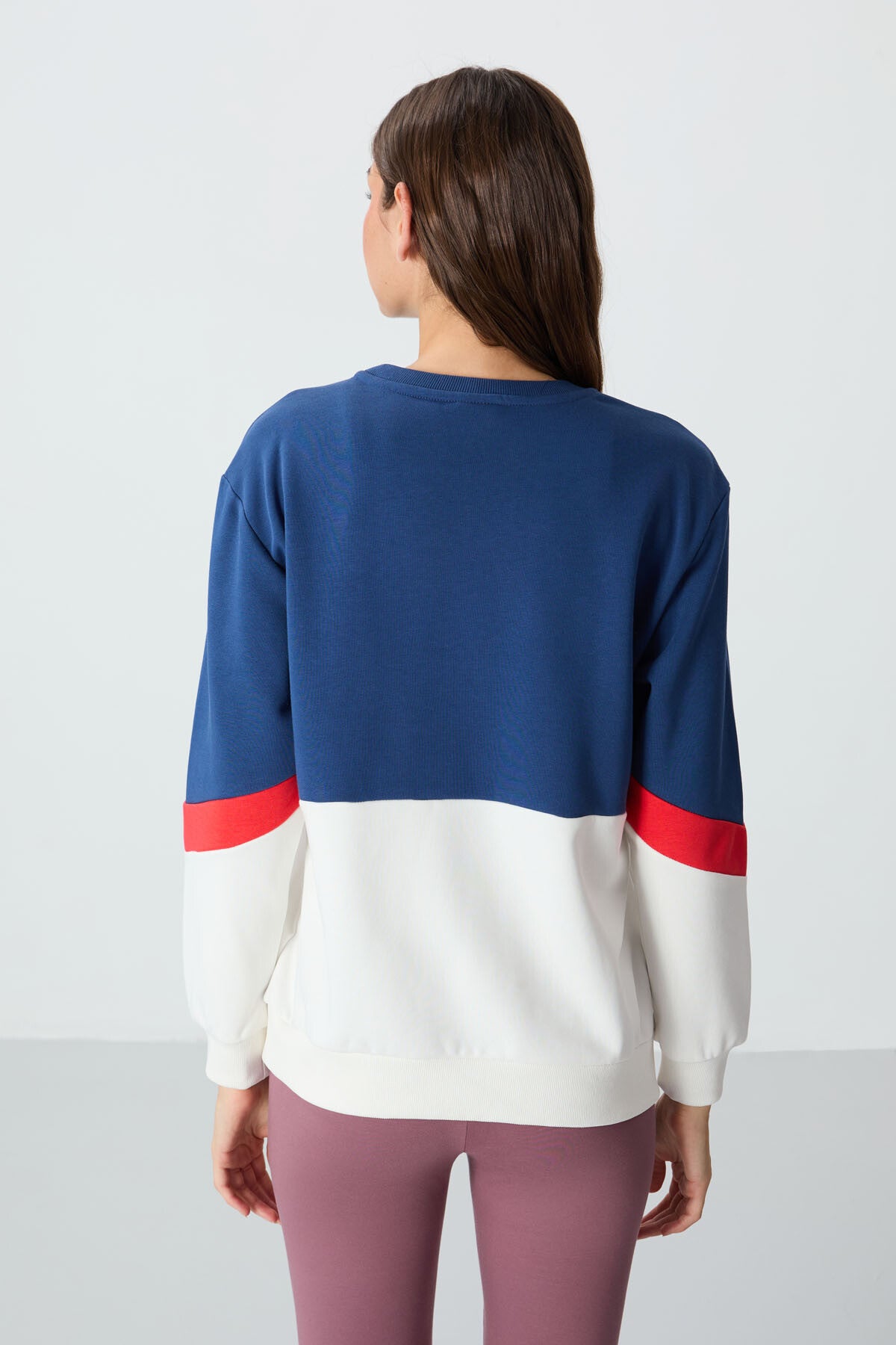 Parliament Compact Cotton Thick Smooth Textured O-Collar Oversize Fit Women's Sweatshirt - 97289