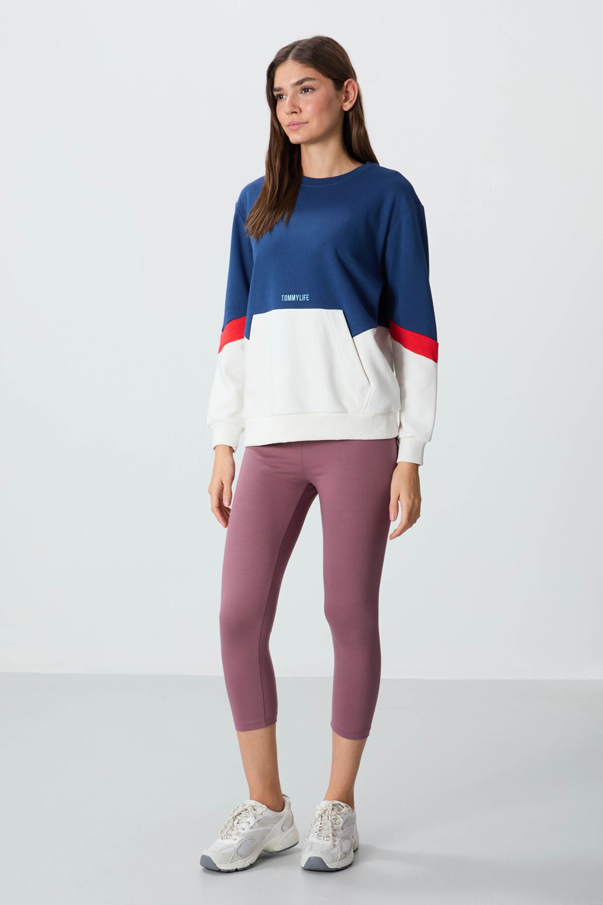 Parliament Compact Cotton Thick Smooth Textured O-Collar Oversize Fit Women's Sweatshirt - 97289