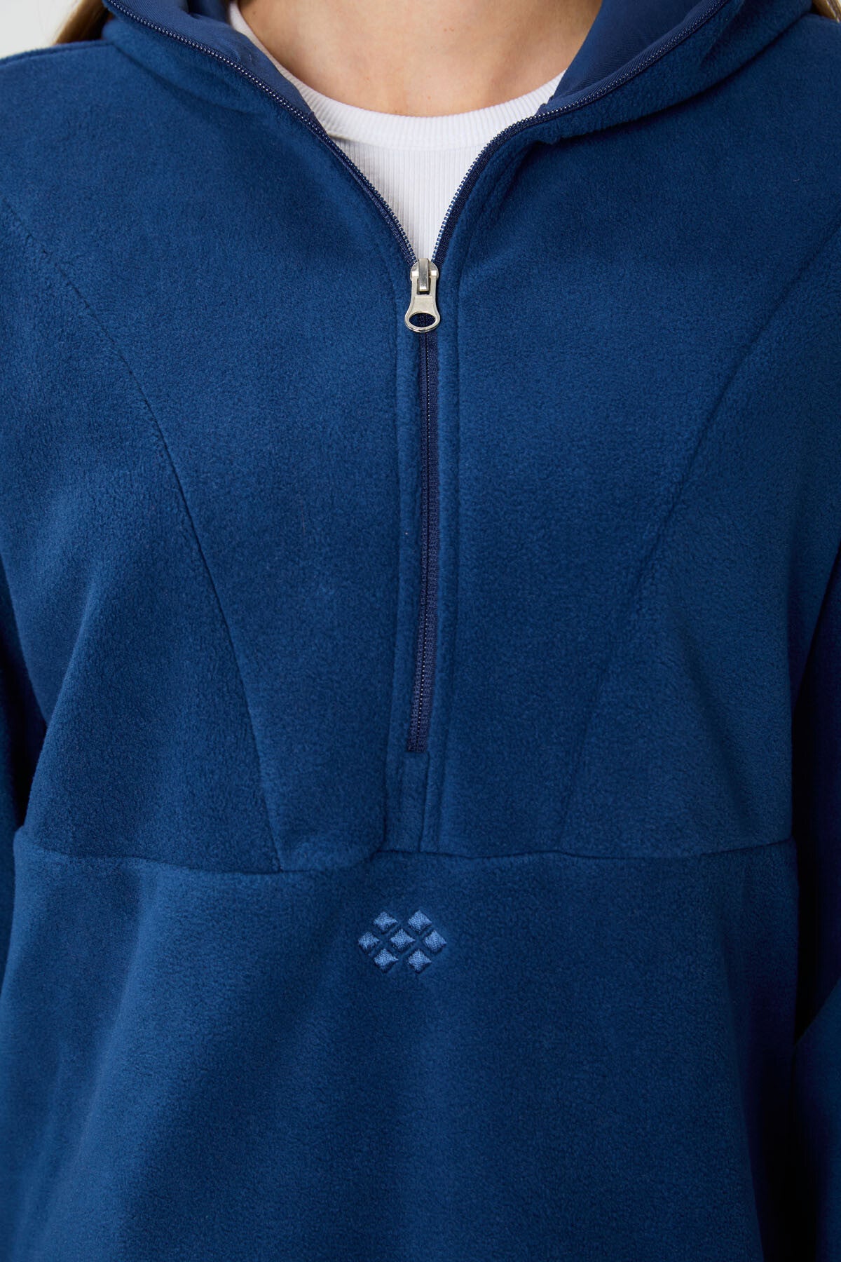 Parliament Thick Soft Textured Hooded Oversize Embroidered Fleece Women's Sweatshirt -97286
