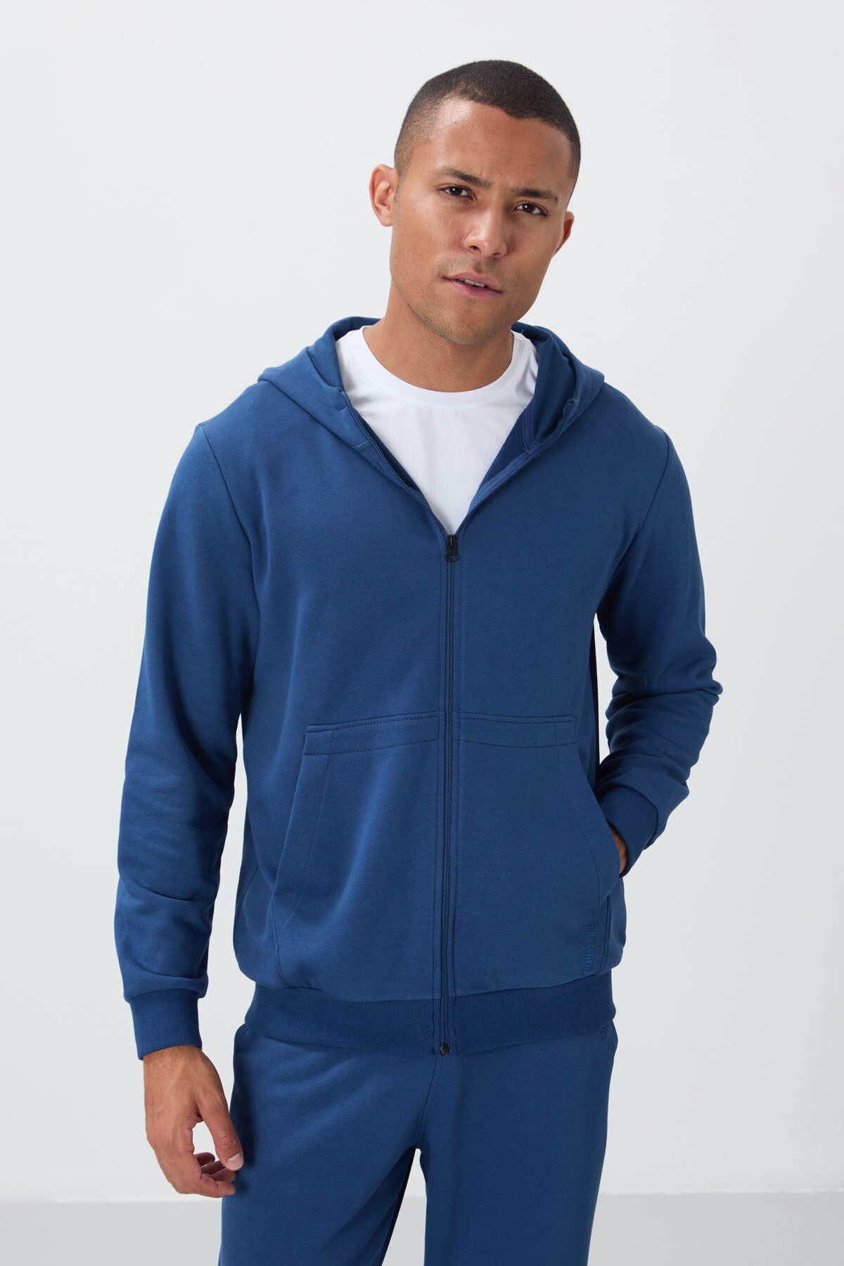 Parliament Compact Cotton Thick Smooth Textured Hooded Comfort Fit Men's Tracksuit Set - 85262