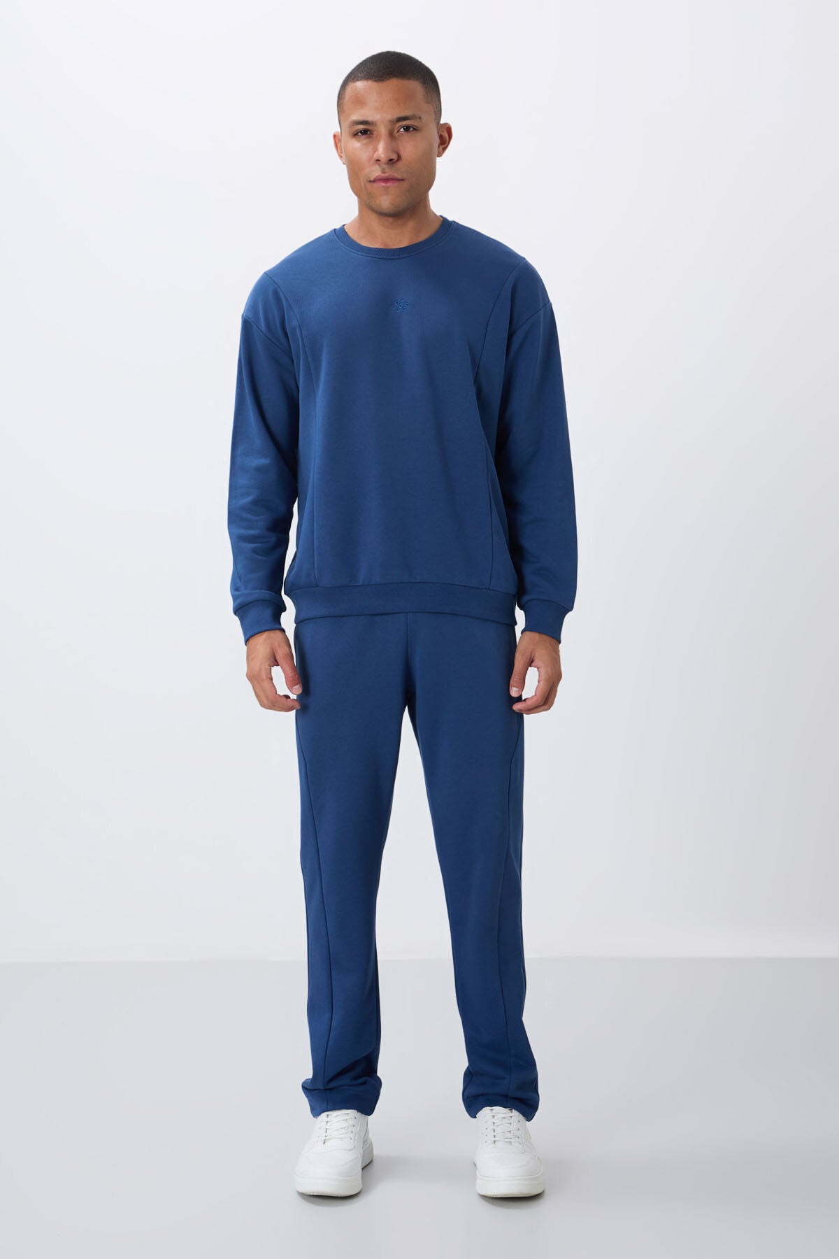 Parliament Compact Cotton Thick Smooth Textured O Collar Comfort Fit Men's Tracksuit Set -85263