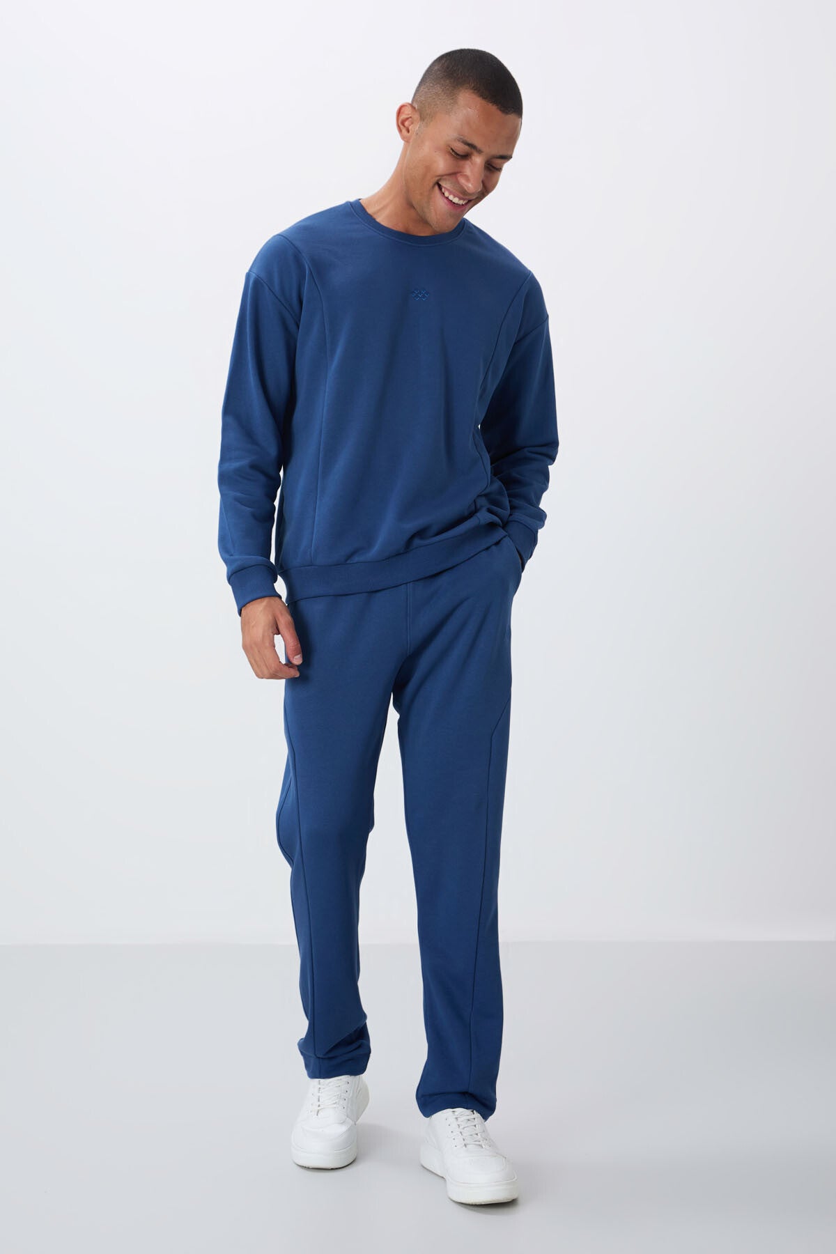 Parliament Compact Cotton Thick Smooth Textured O Collar Comfort Fit Men's Tracksuit Set -85263
