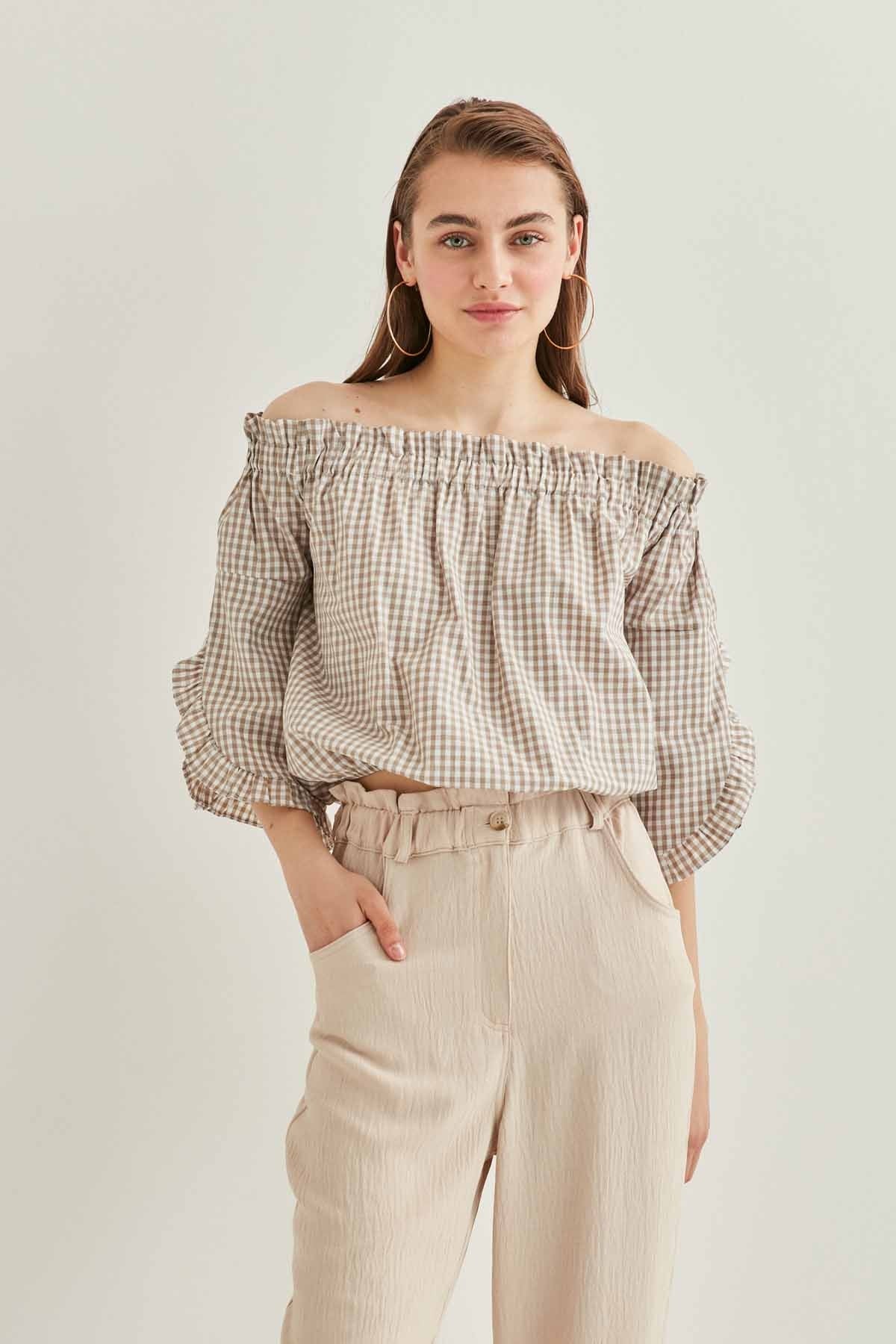 CHECKERED CARMEN COLLAR MINI BLOUSE