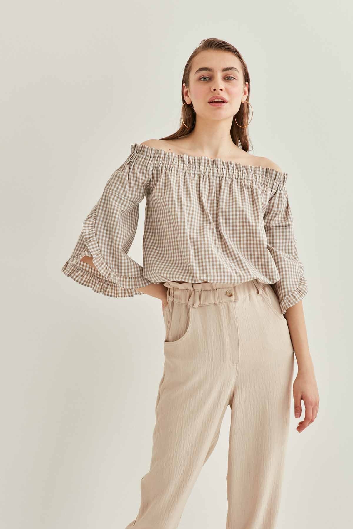 CHECKERED CARMEN COLLAR MINI BLOUSE