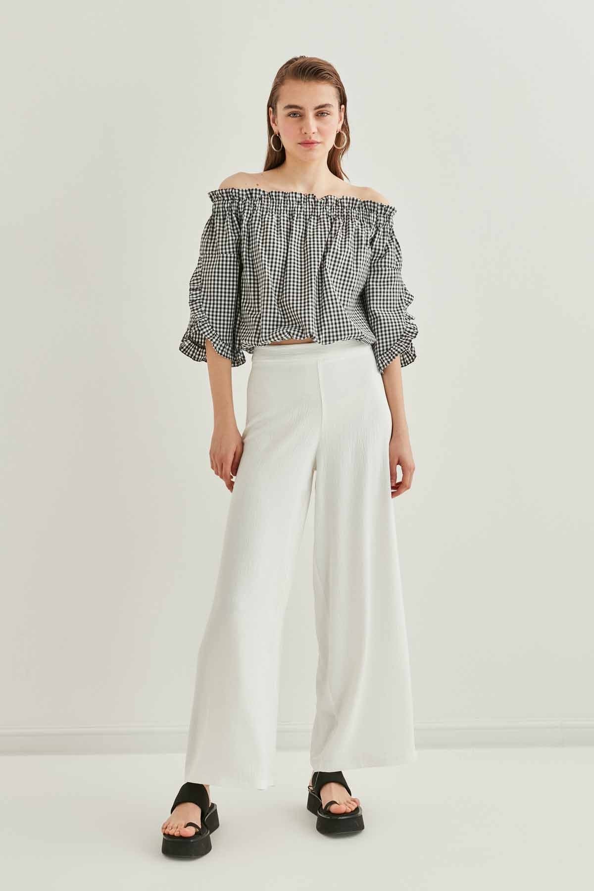 CHECKERED CARMEN COLLAR MINI BLOUSE