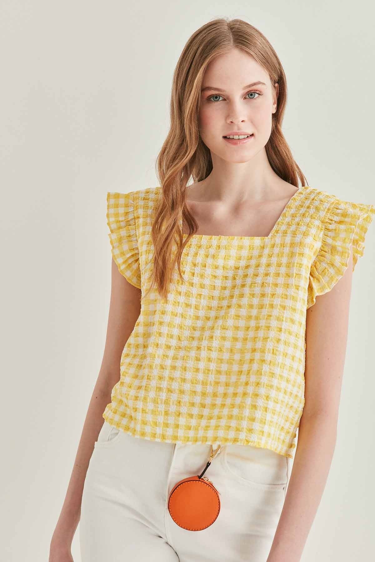 CHECKERED SQUARE COLLAR CROP BLOUSE