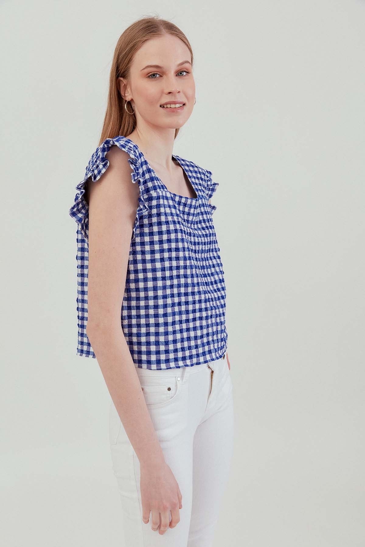 CHECKERED SQUARE COLLAR CROP BLOUSE