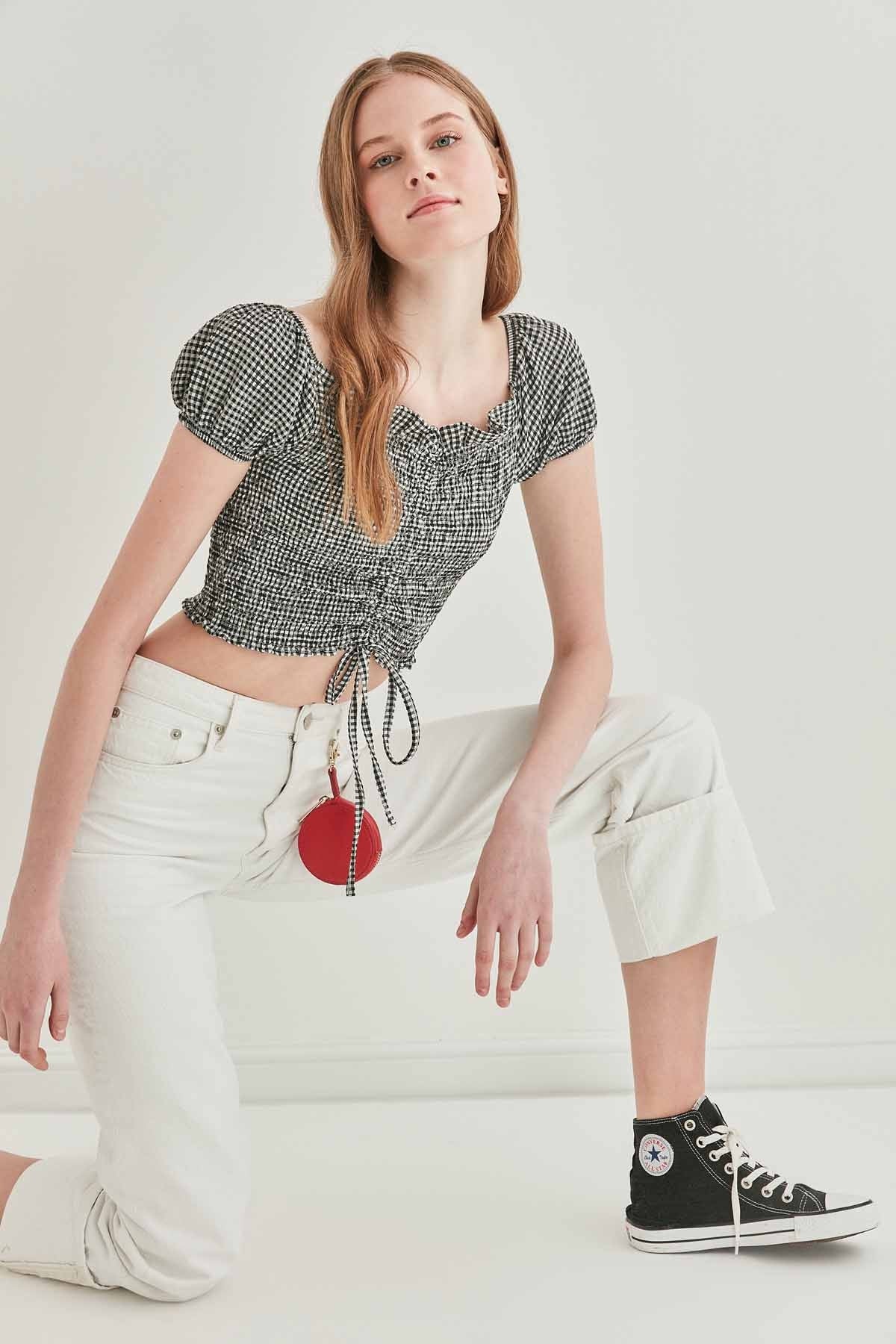 CHECKERED FRONT DRAWSTRING MINI BLOUSE