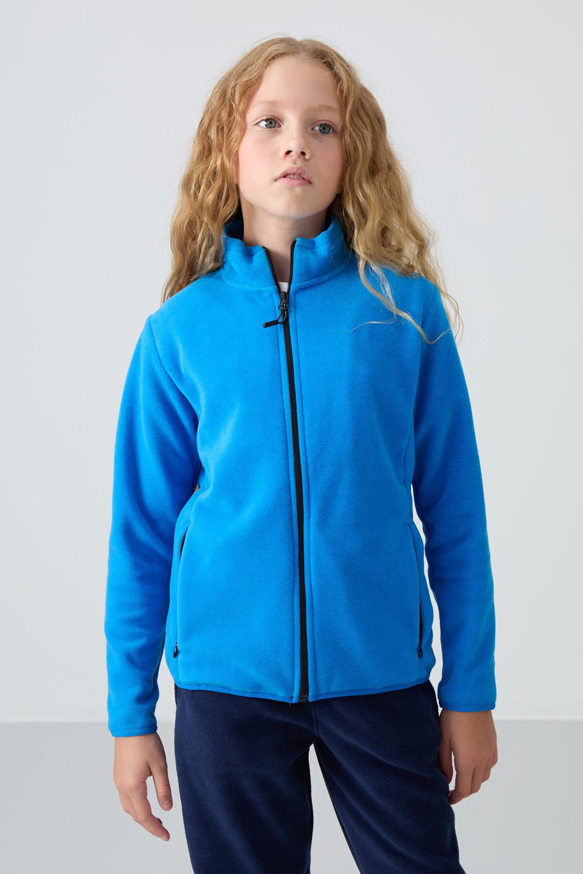 Thick Soft Textured Standard Fit Embroidered Fleece Girls' Sweatshirt - 75154