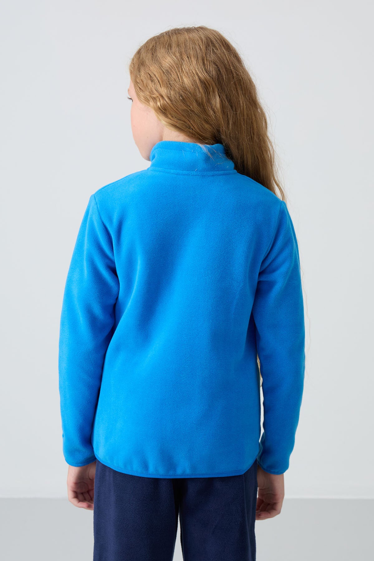 Thick Soft Textured Standard Fit Embroidered Fleece Girls' Sweatshirt - 75154