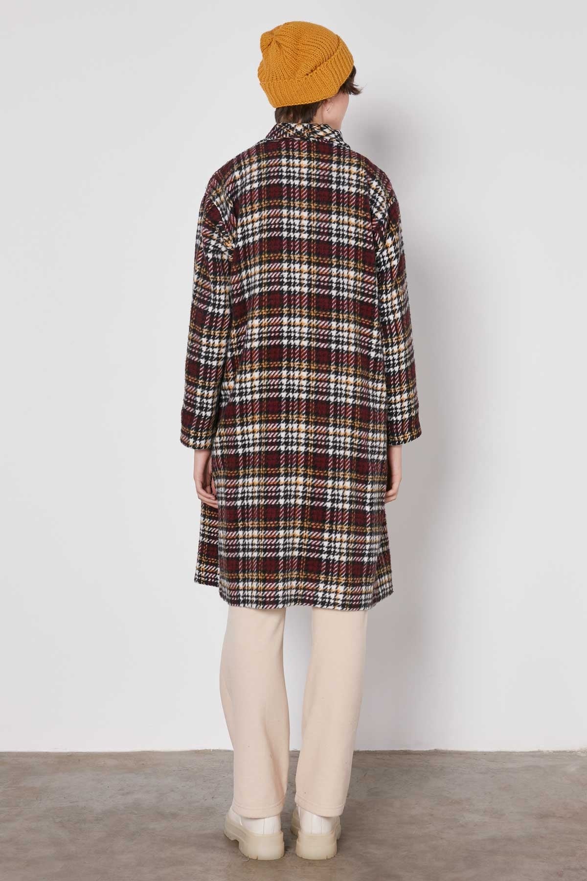 THE LONG JACKET WITH THE SHAWL COLLAR PLAID