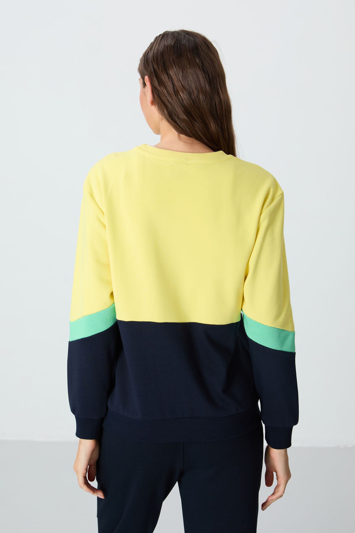 Yellow Compact Cotton Thick Smooth Textured O Collar Oversize Fit Women's Sweatshirt - 97289