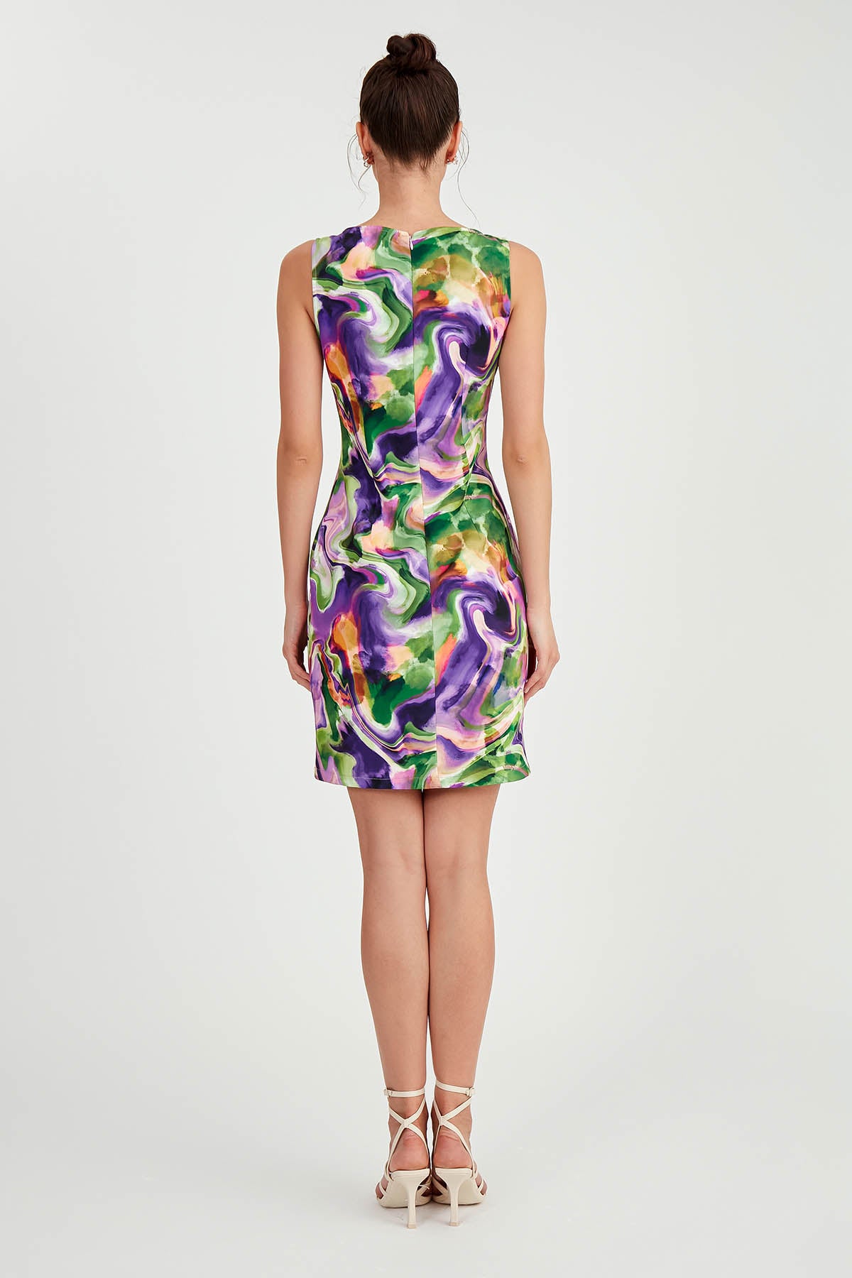 SLEEVELESS DRESS WITH PATTERN