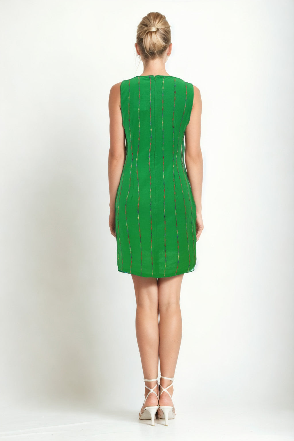 SLEEVELESS DASHED DRESS