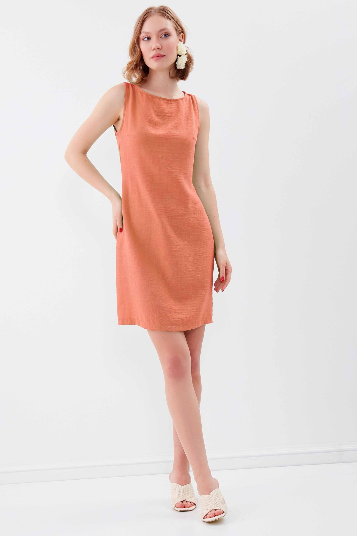 SLEEVELESS VISCOSE LINEN DRESS