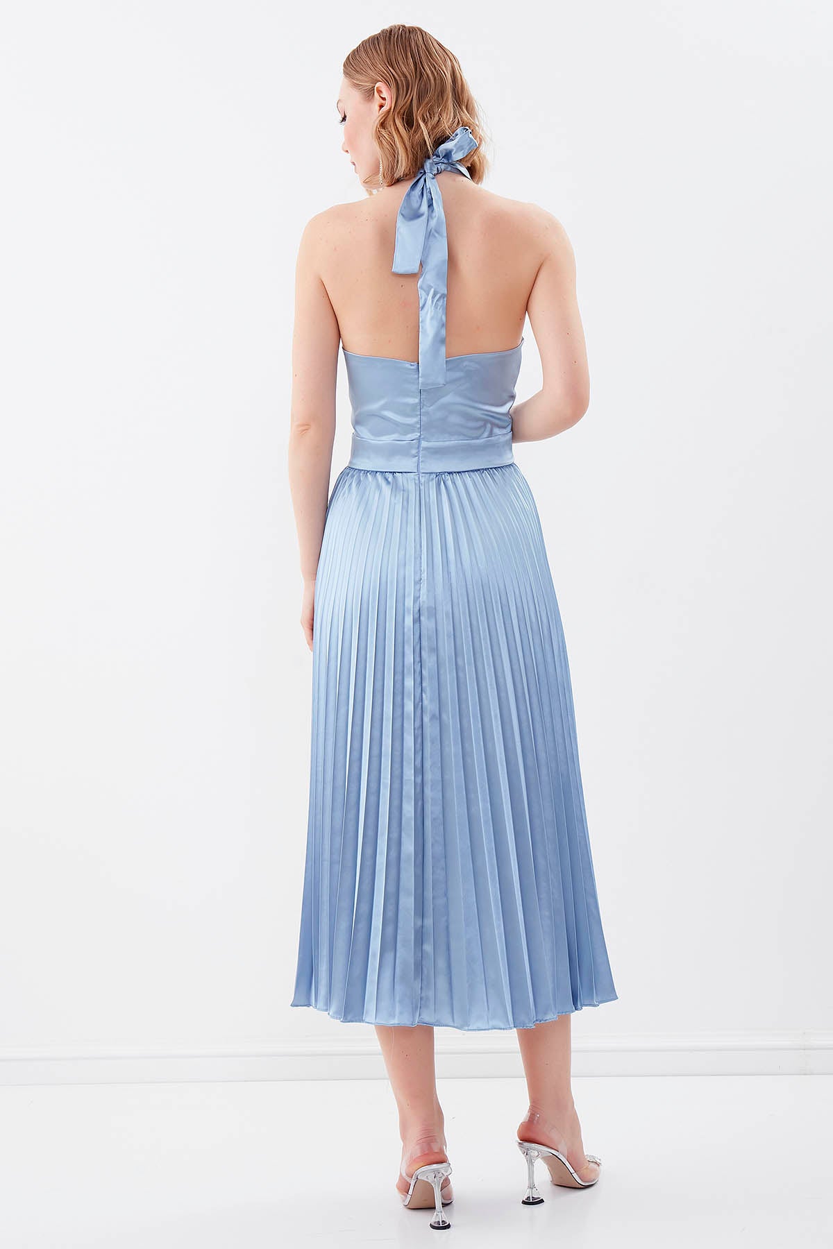 DRESS WITH BACKTOLOR NECK BINDING