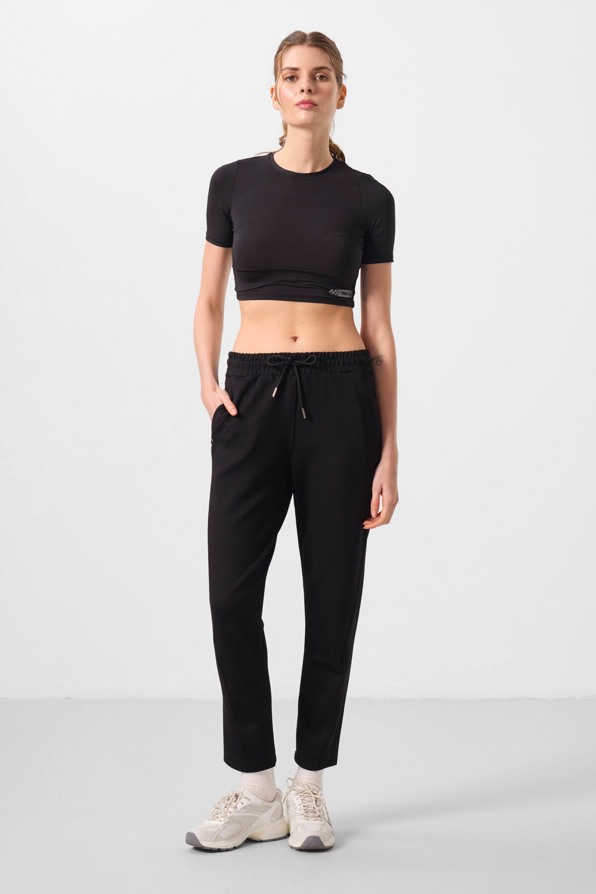 Black Soft Textured Hidden Zipper Slim Leg Women's Trousers - 94668