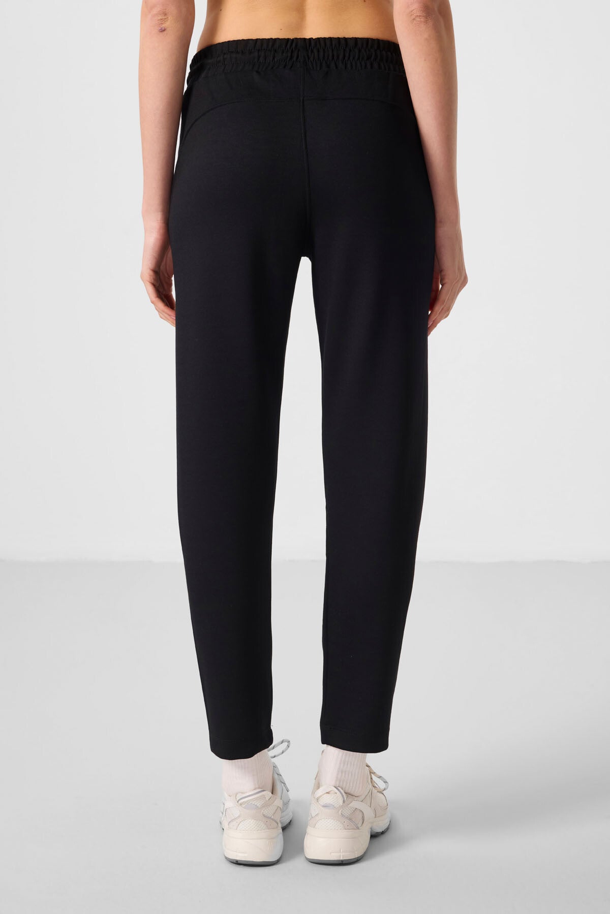 Black Soft Textured Hidden Zipper Slim Leg Women's Trousers - 94668