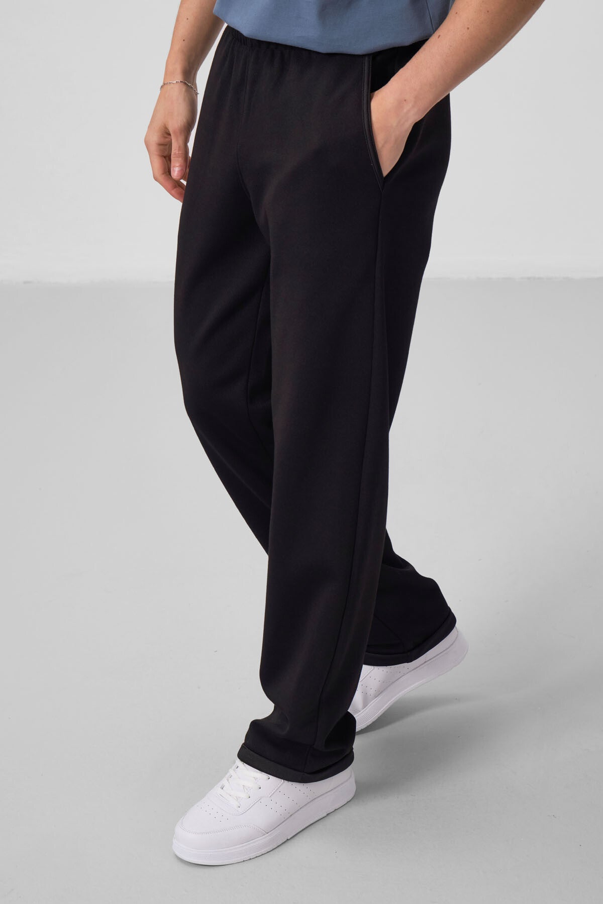 Black Textured Surface Comfort Fit Palazzo Men's Trousers - 82164