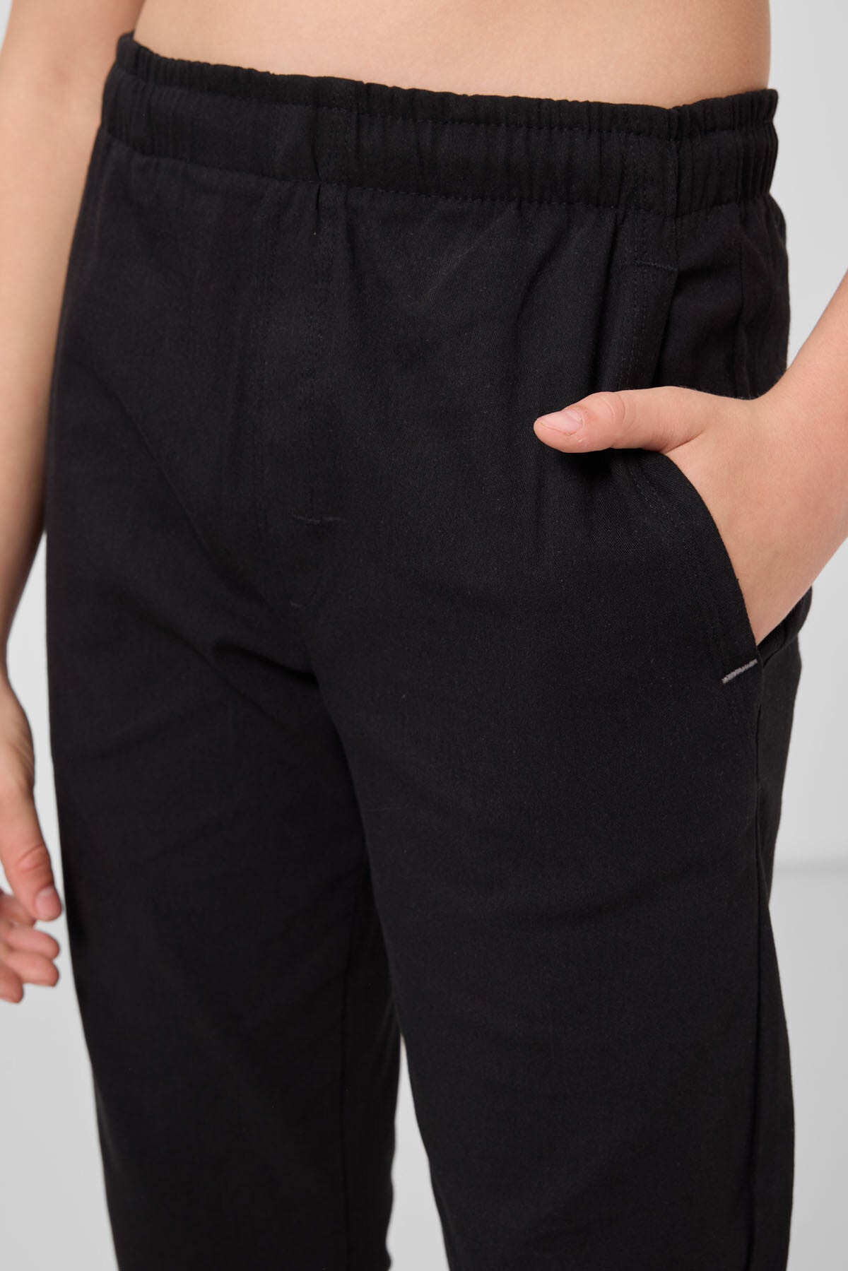 Black Standard Fit Weaving Lightweight Flexible Chino Trousers - 11272