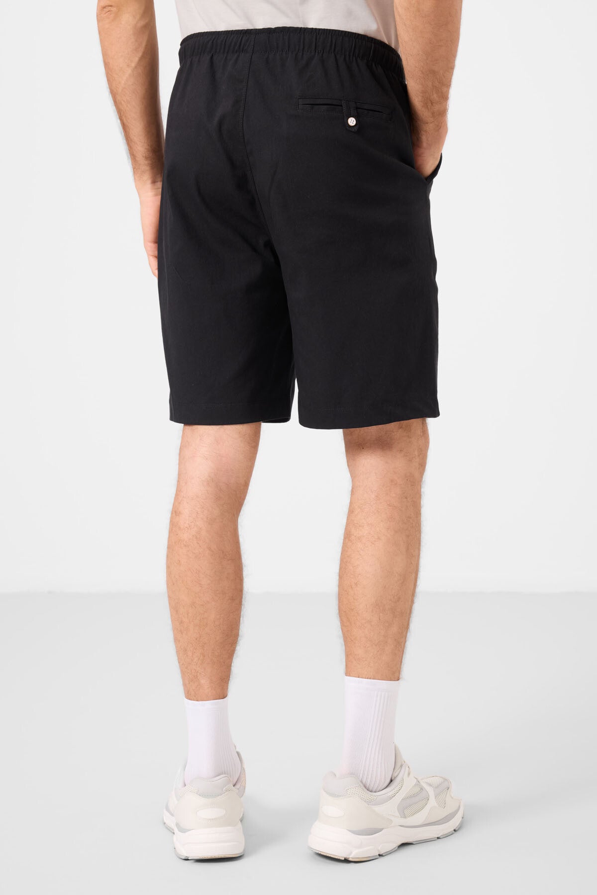 Black Standard Fit Weaving Lightweight Flexible Chino Shorts - 81291