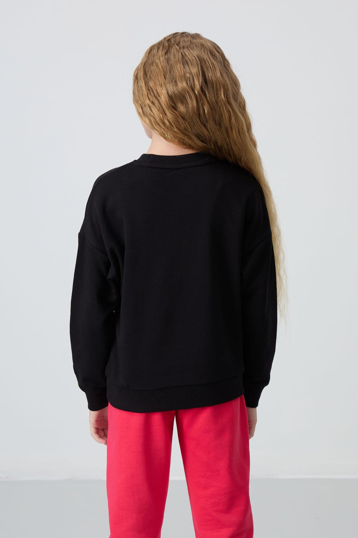 Black Cotton Fleece-Lined Soft Textured Oversize Embroidered Girls' Sweatshirt - 75150