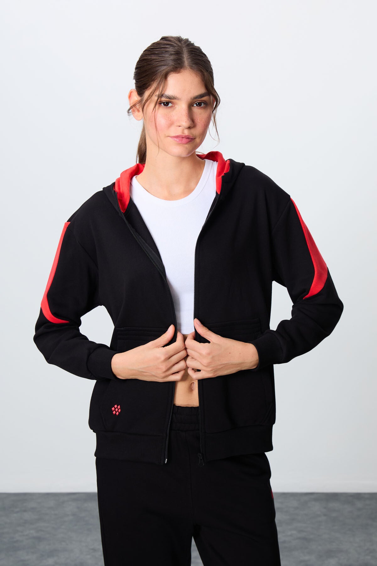 Black Compact Cotton Thick Smooth Textured Hooded Oversize Fit Women's Tracksuit Set - 95343