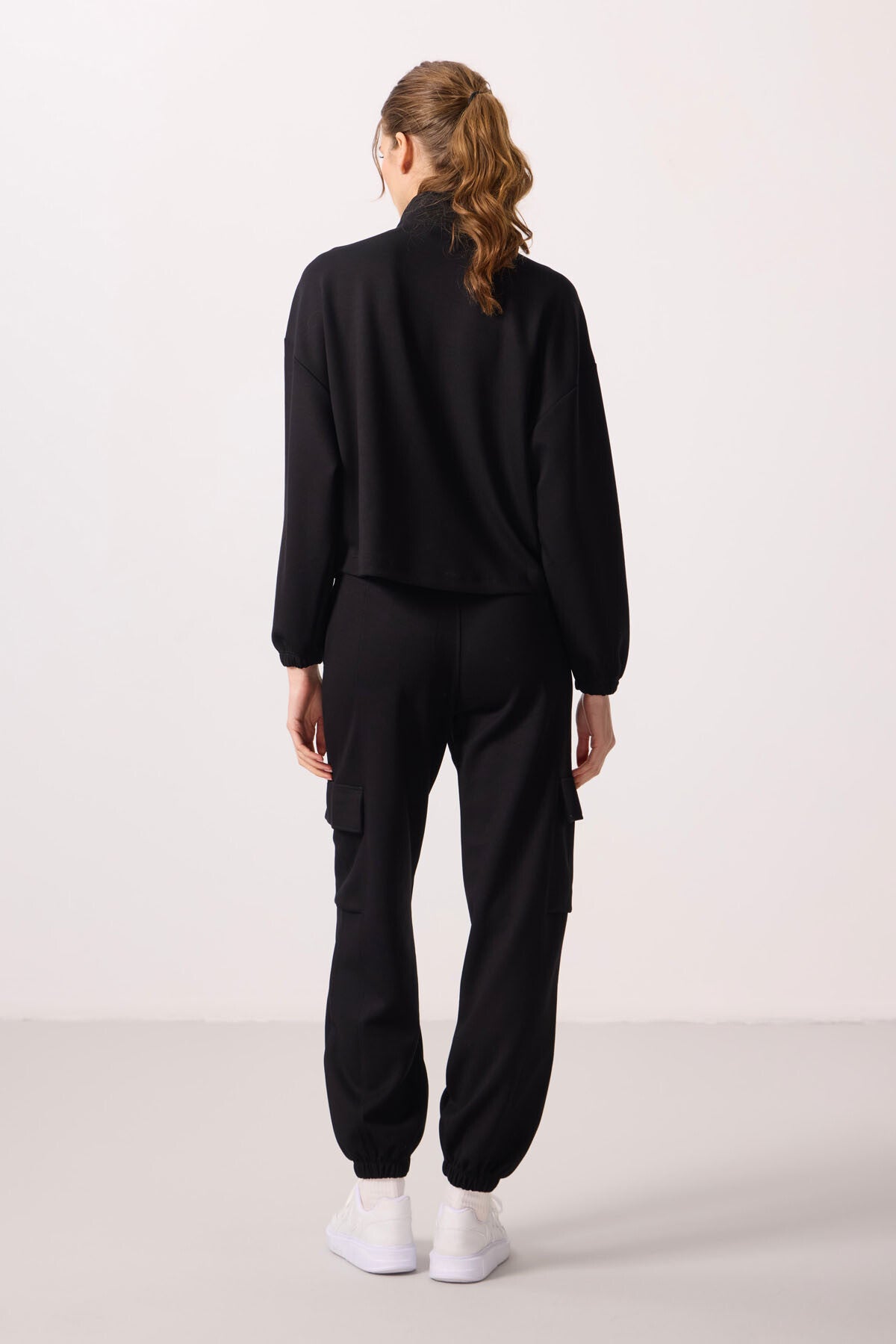 Black Soft Textured High Collar Hidden Zipper Oversize Women's Tracksuit Set - 95351