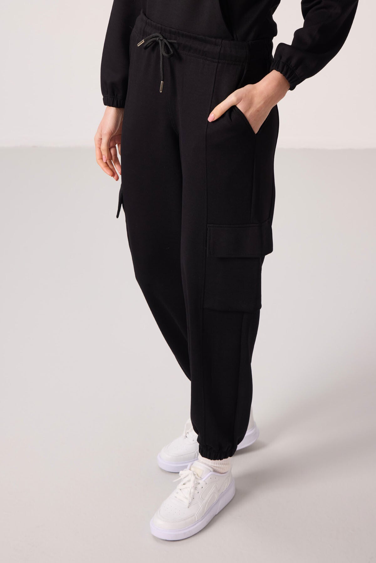Black Soft Textured High Collar Hidden Zipper Oversize Women's Tracksuit Set - 95351