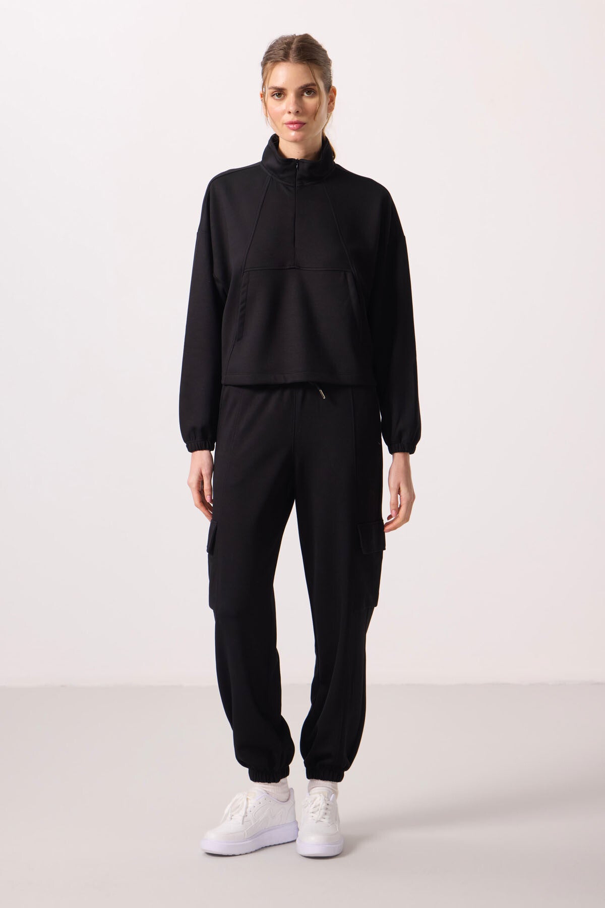 Black Soft Textured High Collar Hidden Zipper Oversize Women's Tracksuit Set - 95351